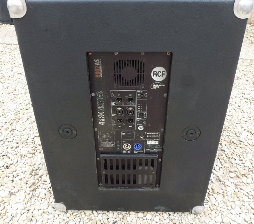 Instruments de musique Marne Chalons en Champagne - 51000 - Photos Vivastreet nombreux et divers matériel de musique