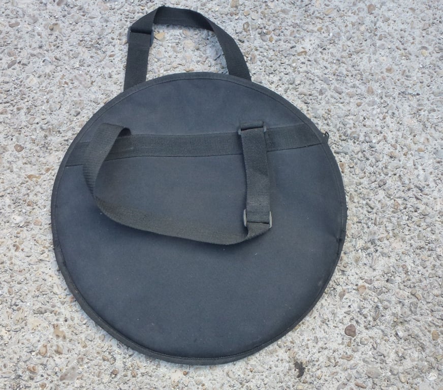 Instruments de musique Marne Chalons en Champagne - 51000 - Photos Vivastreet nombreux et divers matériel de musique