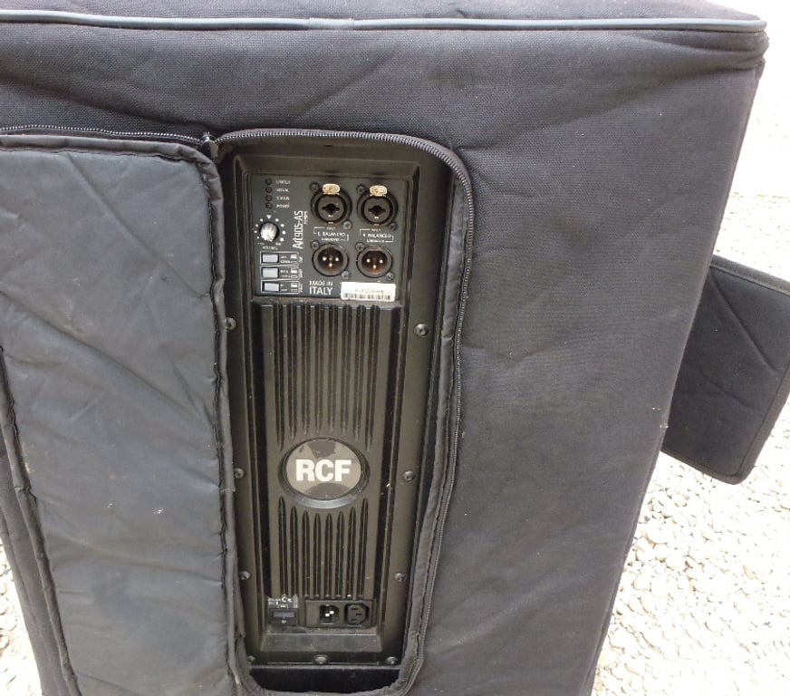 Instruments de musique Marne Chalons en Champagne - 51000 - Photos Vivastreet nombreux et divers matériel de musique