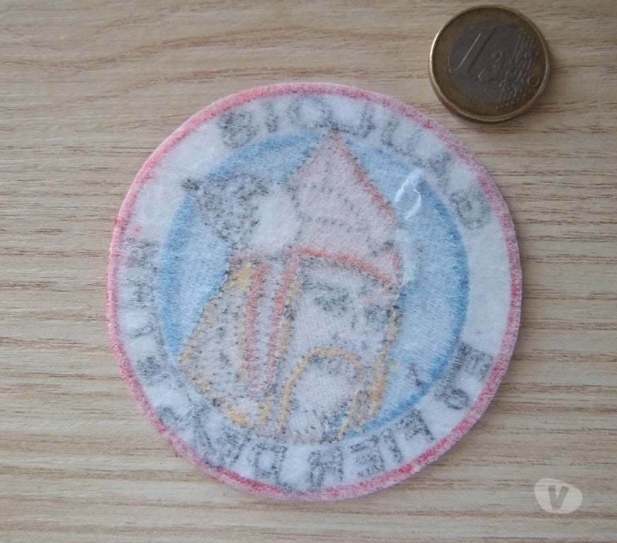 Collection Manche Valognes - 50700 - Photos Vivastreet écusson patriotique gaulois insigne collection vintage