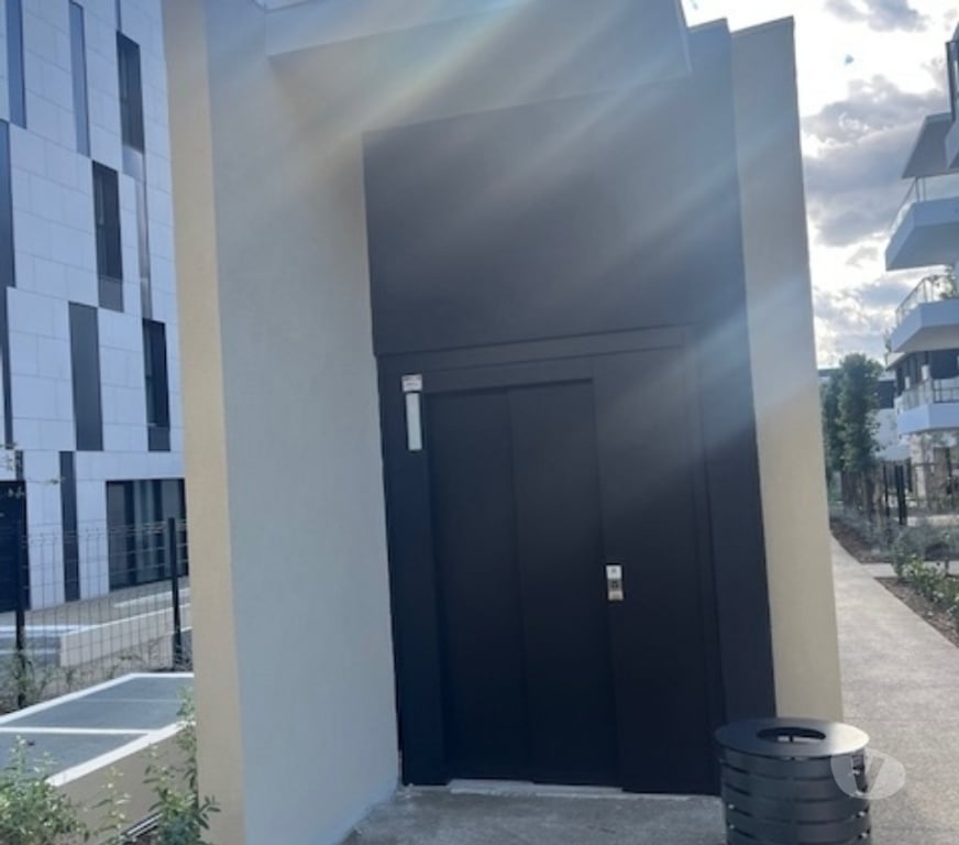 Parkings - Garages Bouches-du-Rhône Marseille - Photos Vivastreet Box neuf fermé dans résidence neuve sécurisée