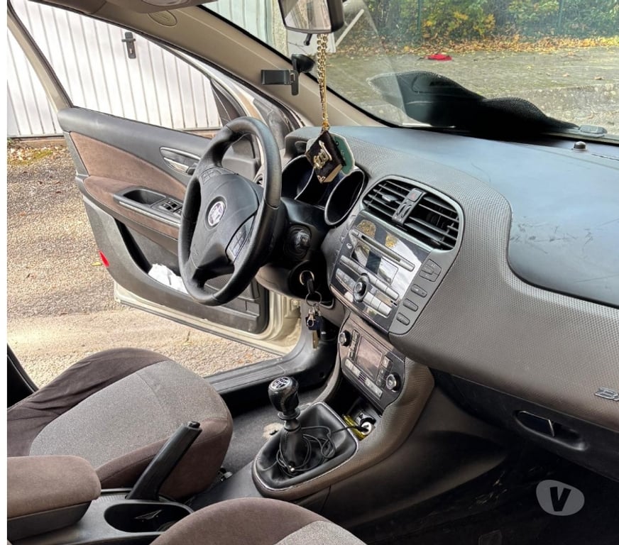 Voiture d'occasion Bas-Rhin Bischwiller - 67240 - Photos Vivastreet Fiat bravo de 2008