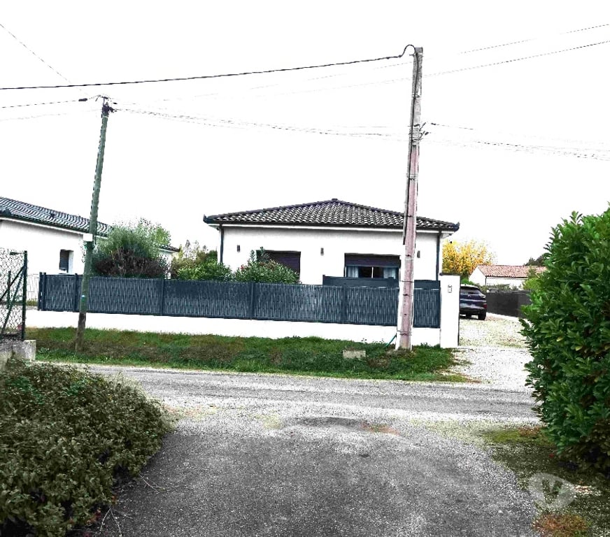 Vente Maison Tarn-et-Garonne Montauban - 82000 - Photos Vivastreet VILLA récente 114M2. 4 Ch. 2 SDB. 2 WC