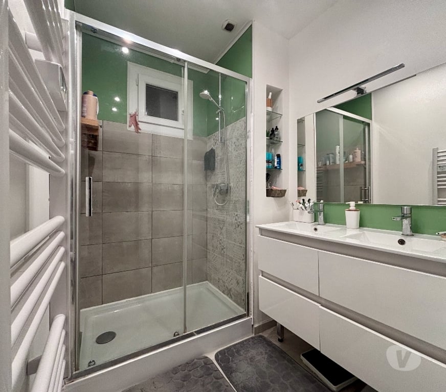 Appartement meublé Hérault Clermont l'Herault - 34800 - Photos Vivastreet Appartement modulable + Terrasse Balcon + Jardin + Parkings