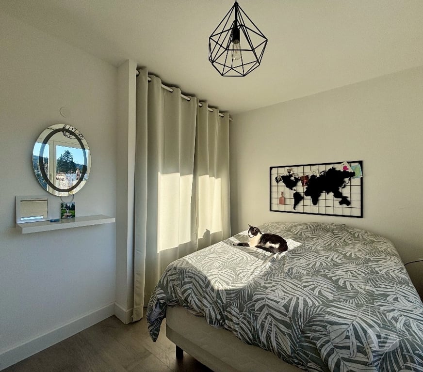 Appartement meublé Hérault Clermont l'Herault - 34800 - Photos Vivastreet Appartement modulable + Terrasse Balcon + Jardin + Parkings