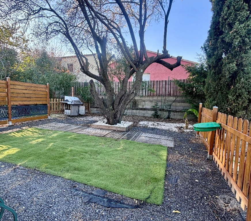 Appartement meublé Hérault Clermont l'Herault - 34800 - Photos Vivastreet Appartement modulable + Terrasse Balcon + Jardin + Parkings