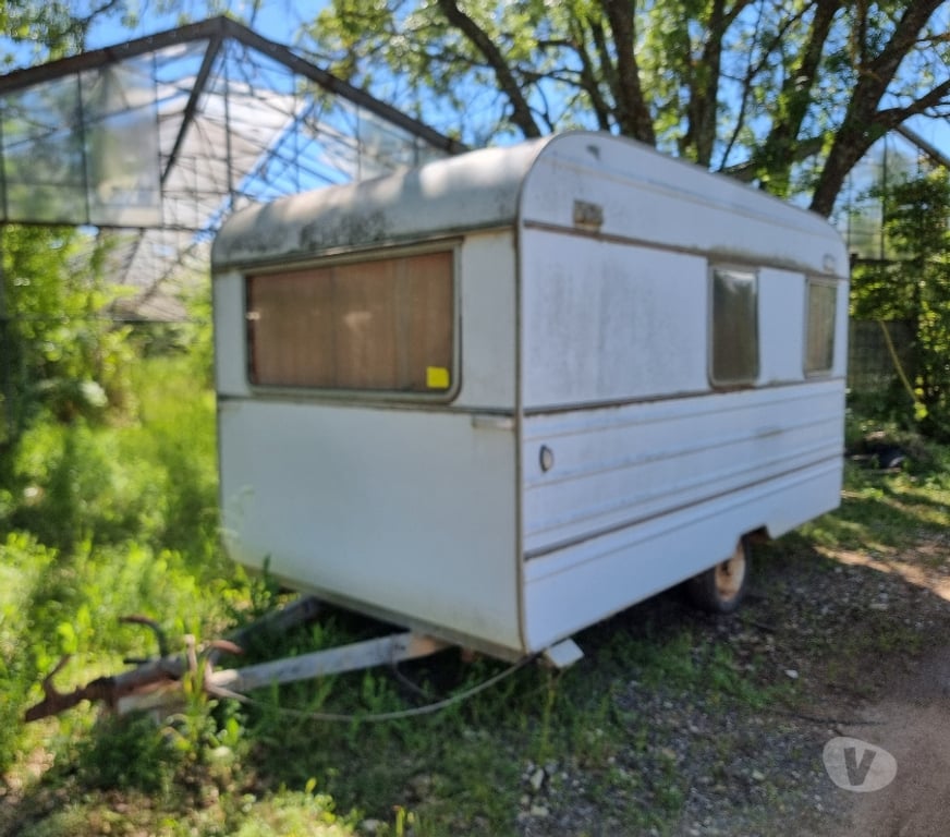 Caravane d'occasion Var La Crau - 83260 - Photos Vivastreet vends caravanes