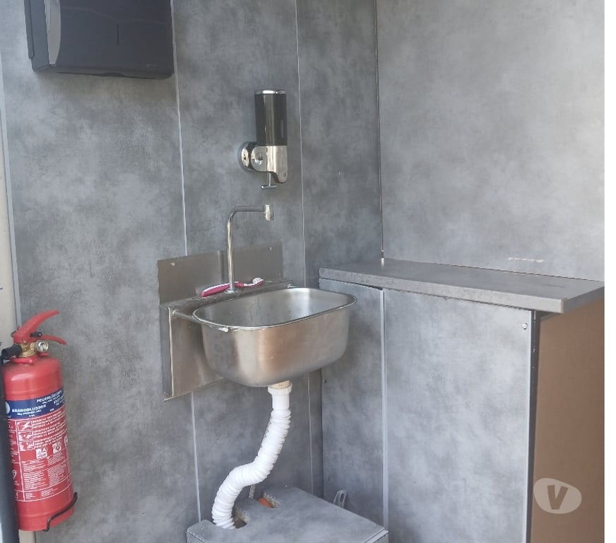 Véhicules commerciaux & utilitaires d'occasion Vendée Fontenay le Comte - Photos Vivastreet Food truck peugeot