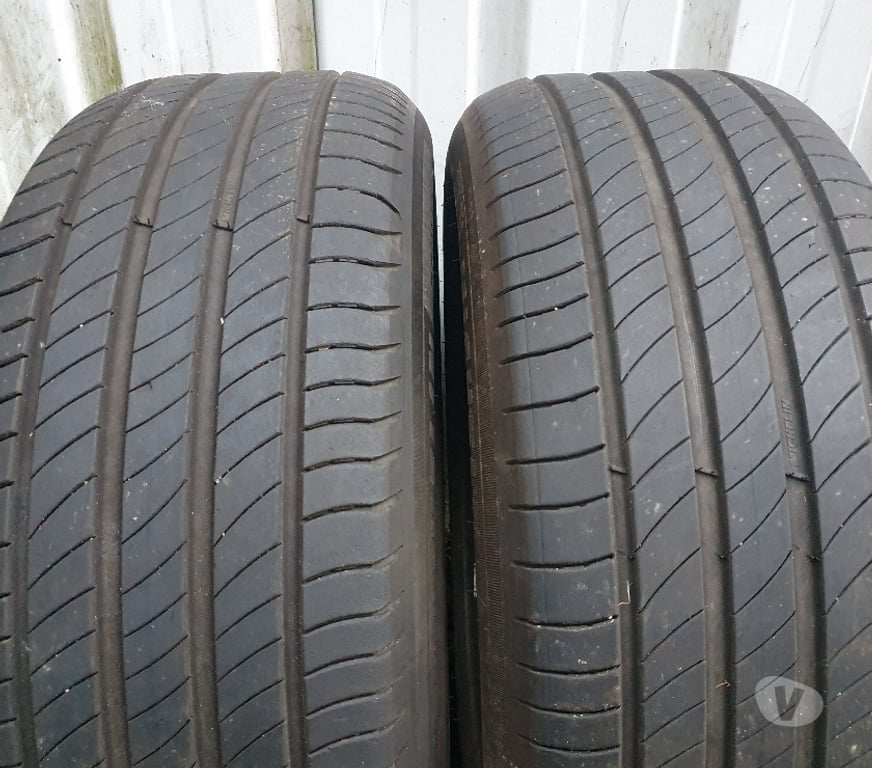 Pièces et services auto Loire St Etienne - Photos Vivastreet 2 pneus été 235 50 19 103V Michelin envoi rapide possible