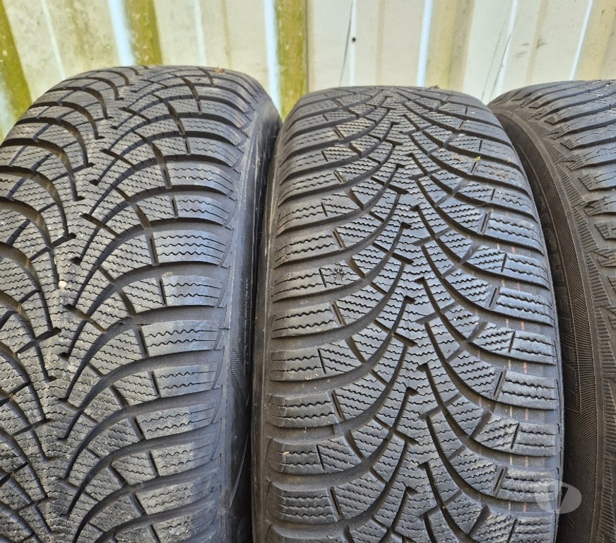 Pièces et services auto Loire St Etienne - Photos Vivastreet 4 roues Alu neige 205 55 16 91T Michelin Peugeot 308 envoi p