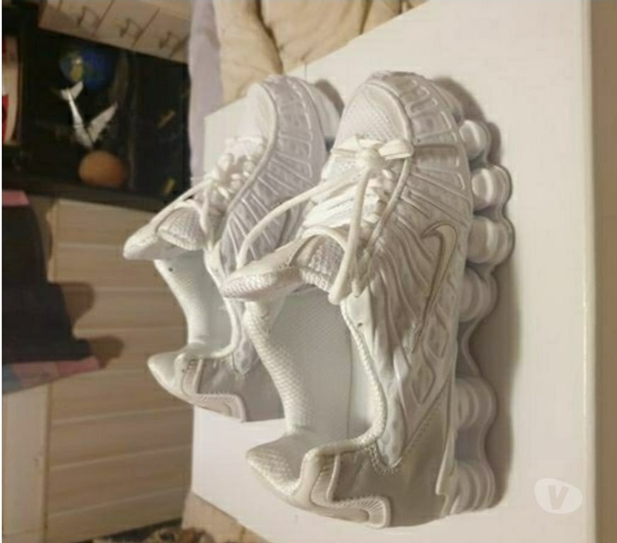 Chaussures Côte-d'Or Dijon - 21000 - Photos Vivastreet Basket Nike Shox taille 40 jamais portée.