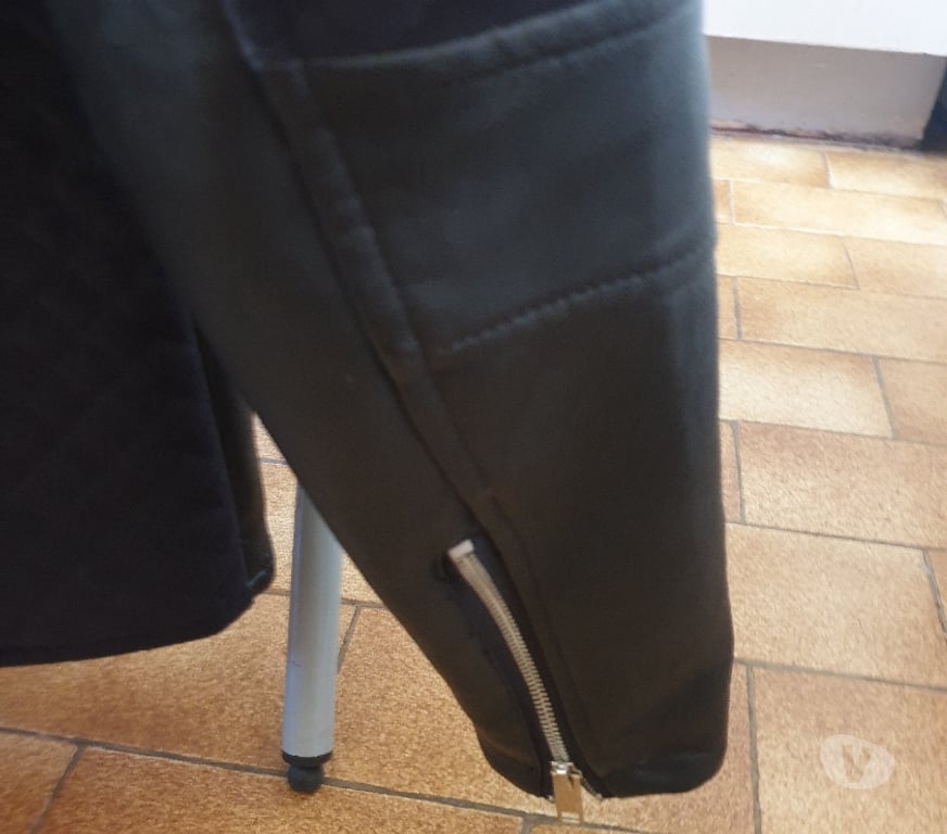 Vêtements occasion Côte-d'Or Dijon - 21000 - Photos Vivastreet Très belle veste très originale