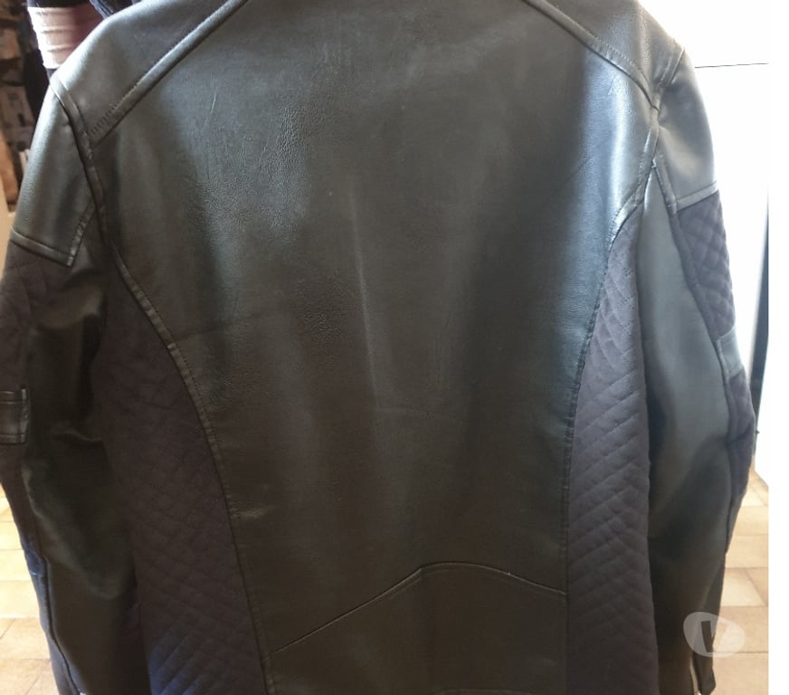 Vêtements occasion Côte-d'Or Dijon - 21000 - Photos Vivastreet Très belle veste très originale