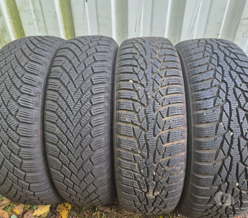 Pièces et services auto Loire St Etienne - Photos Vivastreet 4 pneus neige ou été 165 60 15 77T envoi rapide possible