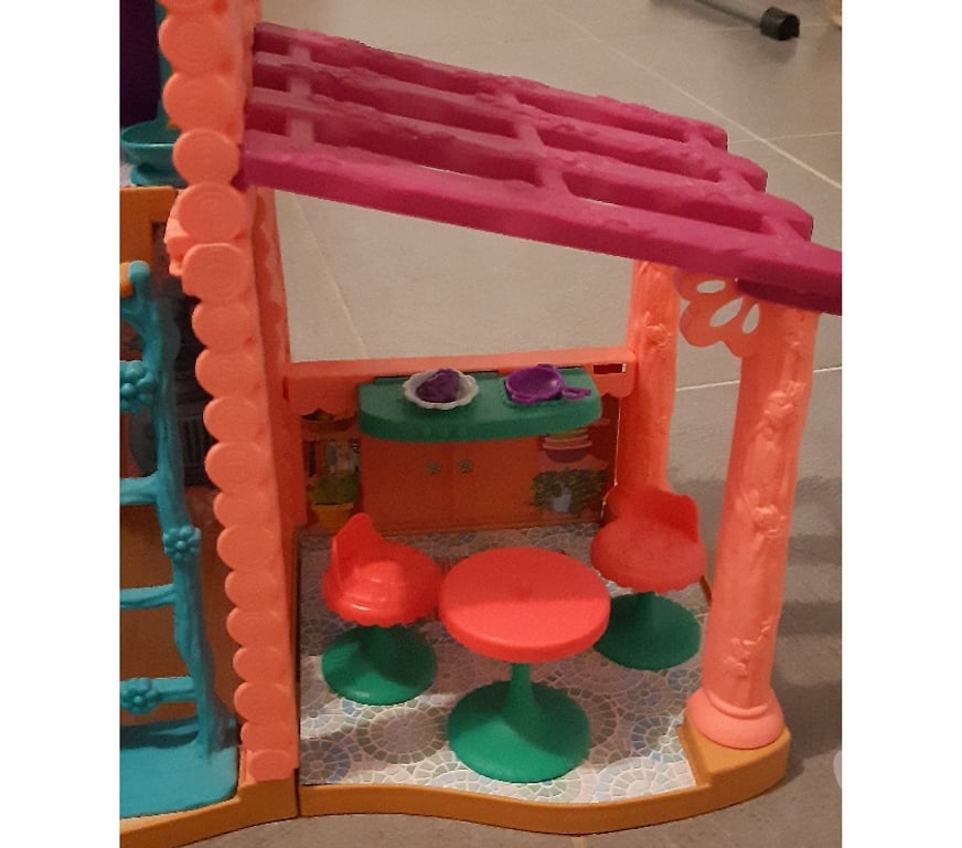 Jeux - Jouets Marne Courcy - 51220 - Photos Vivastreet maison enchantimals cerf