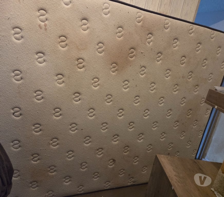 Ameublement & art de la table Haute-Saône Plancher les Mines - 70290 - Photos Vivastreet Matelas 160x200