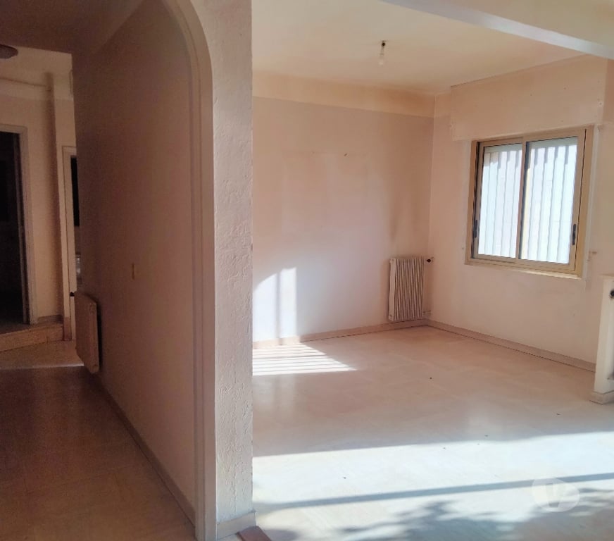 Appartements à vendre Alpes-Maritimes Antibes - 06600 - Photos Vivastreet Antibes Centre - Vaste 2 3 pièces avec garage