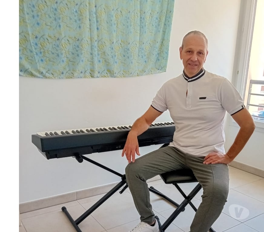 Musique - Théâtre - Danse Alpes-Maritimes St Laurent du Var - 06700 - Photos Vivastreet Cours de piano pour tous publics avec réduction d'impôts