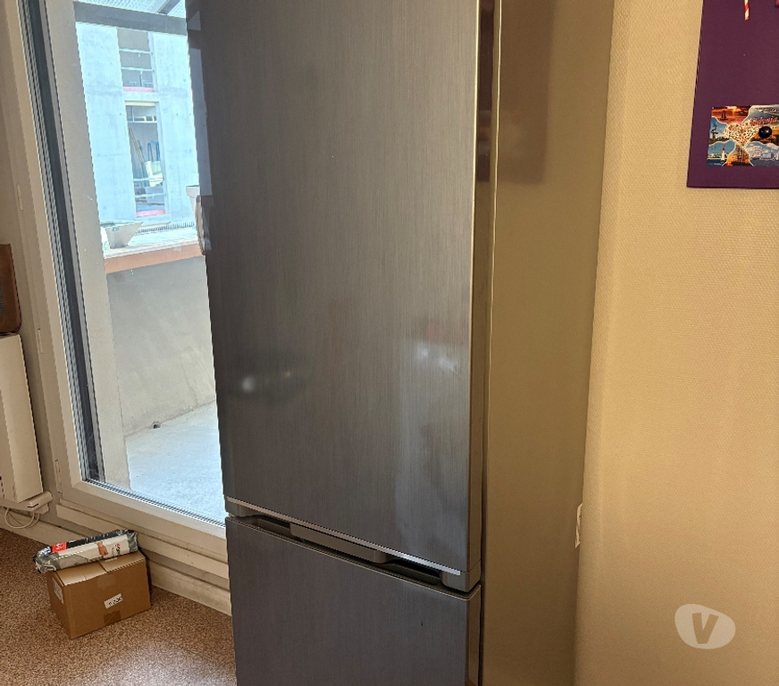 Electroménager occasion Ain Miribel - Photos Vivastreet Frigo combiné Sharp SJ-BB05DTXLF 288L inox