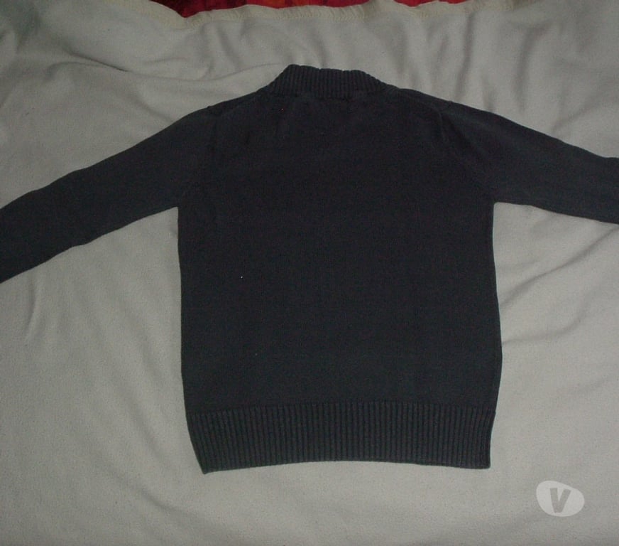 Vêtements occasion Bas-Rhin Selestat - 67600 - Photos Vivastreet Pull JULES taille M