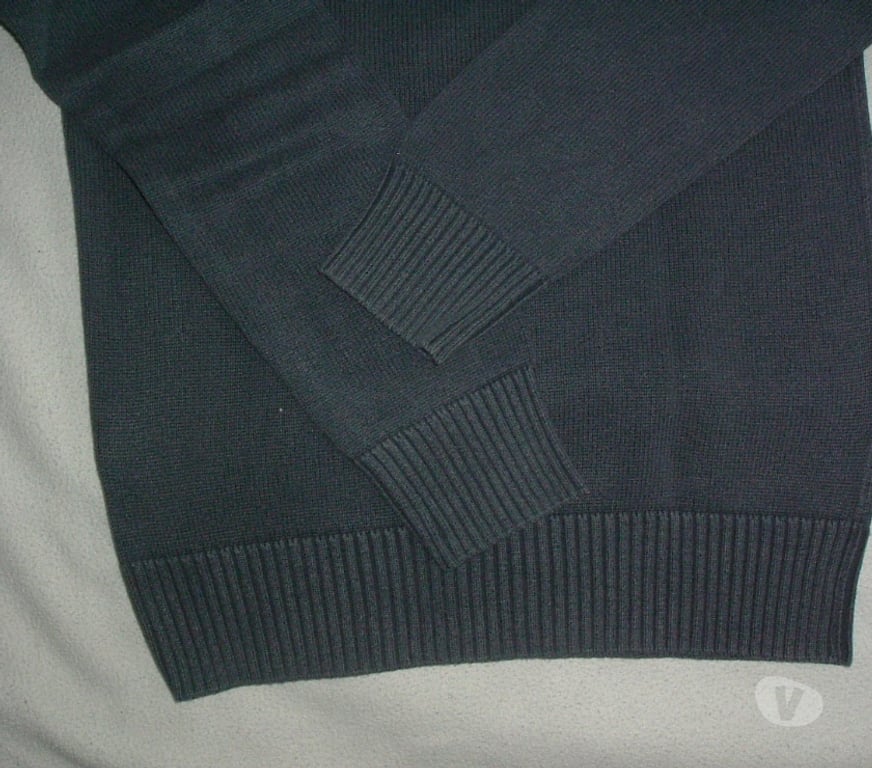 Vêtements occasion Bas-Rhin Selestat - 67600 - Photos Vivastreet Pull JULES taille M