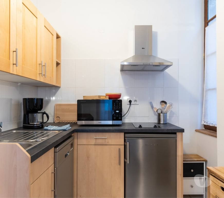 Appartement meublé Charente-Maritime La Rochelle - 17000 - Photos Vivastreet T2, hyper-centre, proche marché