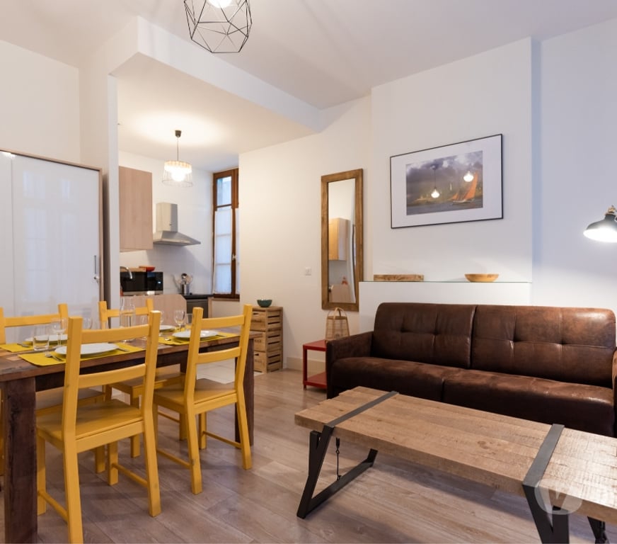 Appartement meublé Charente-Maritime La Rochelle - 17000 - Photos Vivastreet T2, hyper-centre, proche marché