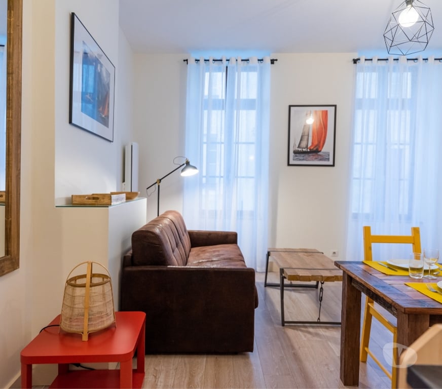 Appartement meublé Charente-Maritime La Rochelle - 17000 - Photos Vivastreet T2, hyper-centre, proche marché
