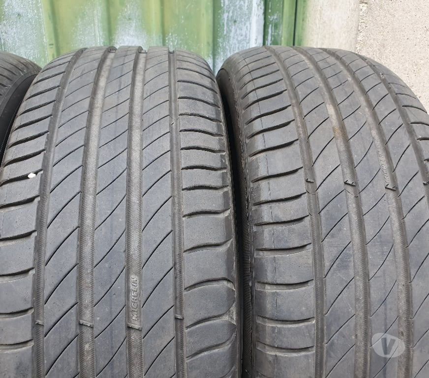 Pièces et services auto Loire St Etienne - Photos Vivastreet 4 pneus été 195 55 16 87H Michelin Primacy4 envoi possible