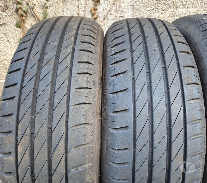 Pièces et services auto Loire St Etienne - Photos Vivastreet 4 pneus été 165 65 14 79T Conti + Kleber envoi possible