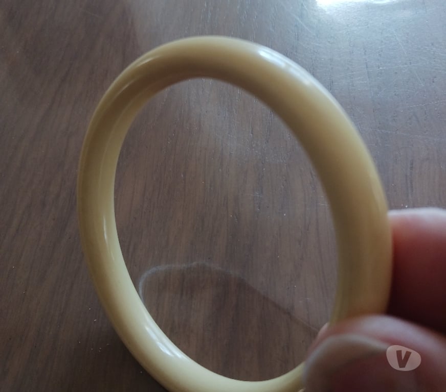 Bijoux occasion Gard Nimes - Photos Vivastreet Bracelet femmes