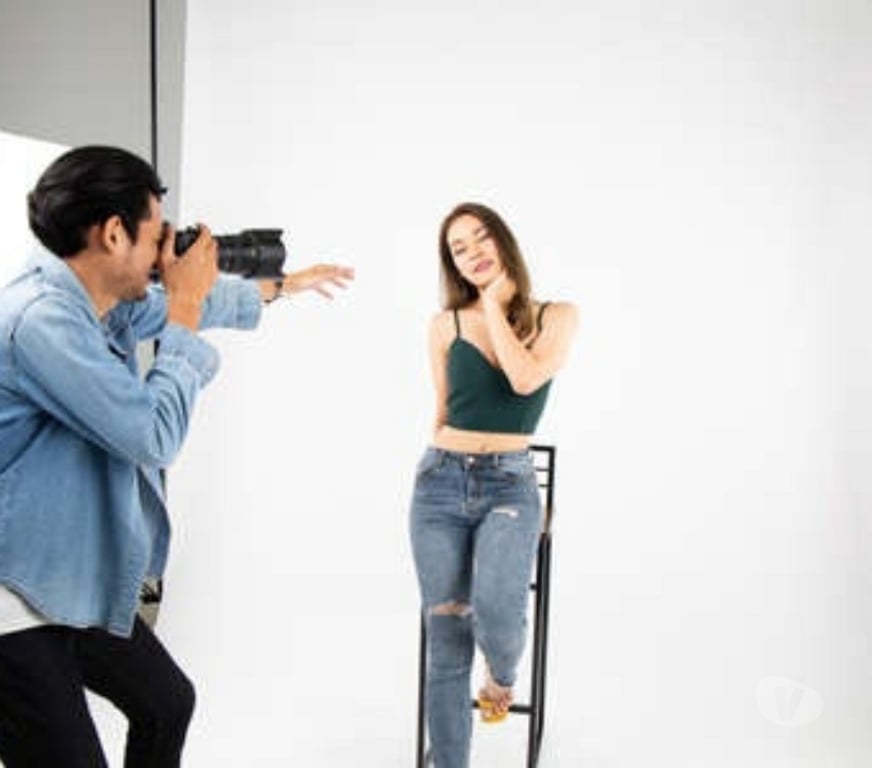 Castings, modèles, photographes Gironde Bordeaux - Photos Vivastreet Recherche modèles photos jeunes femmes 18 30 ans