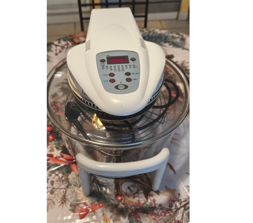 Electroménager occasion Savoie La Motte Servolex - 73290 - Photos Vivastreet FOUR CYCLONE MULTIFONCTION