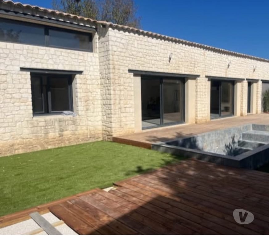 Vente Maison Gard Laudun l'Ardoise - 30290 - Photos Vivastreet Villa de prestige