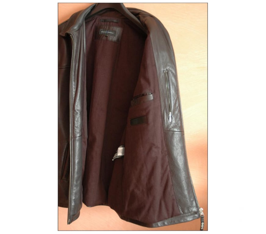 Vêtements occasion Vienne Buxerolles - 86180 - Photos Vivastreet Veste blouson Cuir marque originale Chevignon® Neuf