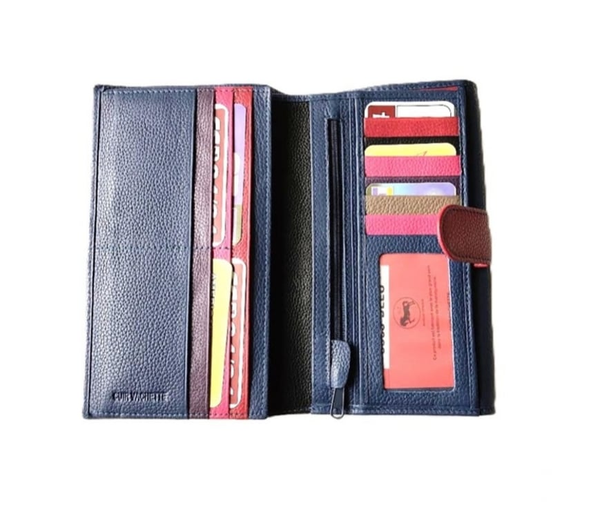 Accessoires - Bagagerie Oise Beauvais - 60000 - Photos Vivastreet Grand portefeuille femme cuir