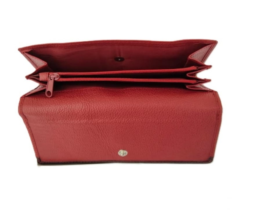 Accessoires - Bagagerie Oise Beauvais - 60000 - Photos Vivastreet Grand portefeuillefemme cuir