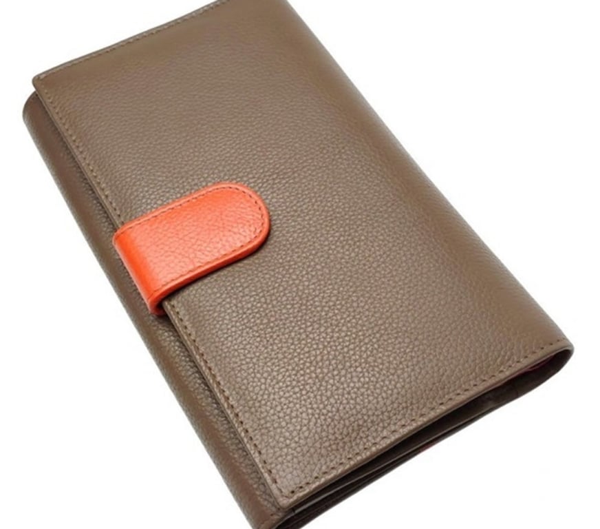 Accessoires - Bagagerie Oise Beauvais - 60000 - Photos Vivastreet Grand portefeuille femme cuyir