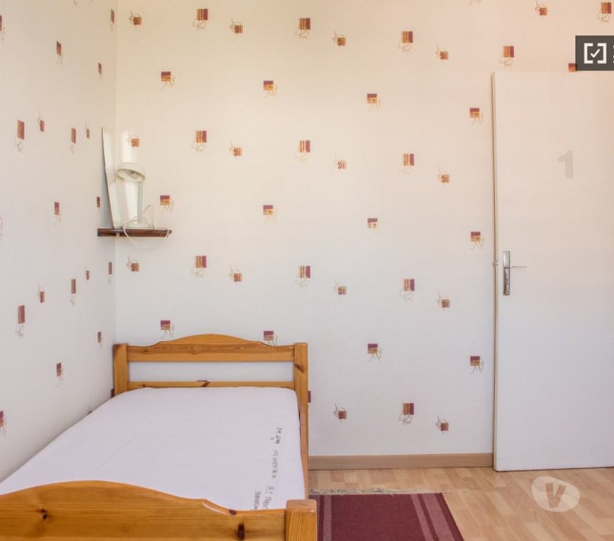 Colocations Rhône Villeurbanne - 69100 - Photos Vivastreet Chambre colocati on mixte non fumeurs Métro A Villeurbanne
