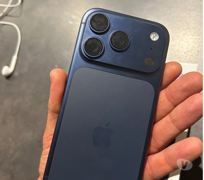 Téléphonie Seine-Saint-Denis Noisy le Grand - 93160 - Photos Vivastreet IPhone 17 pro - 256 giga - e-sim - NEUF