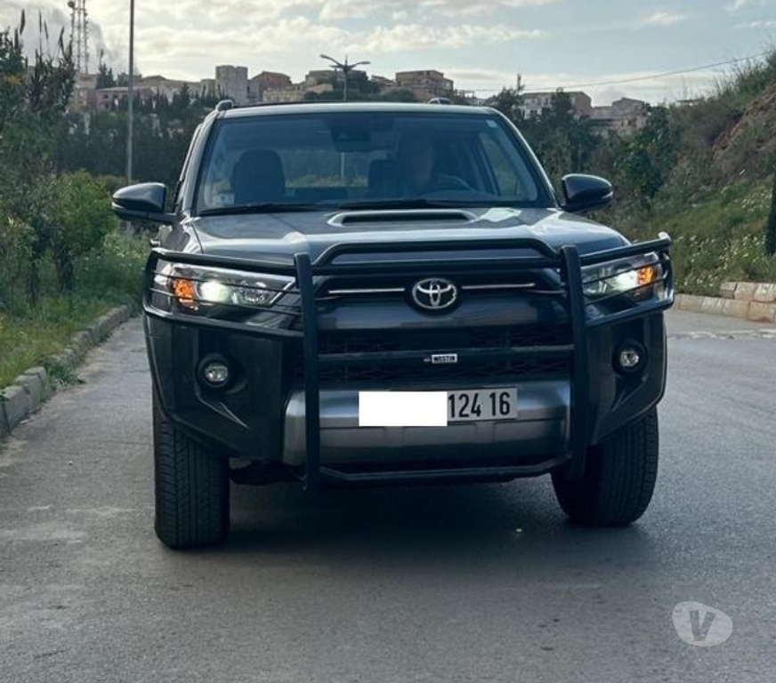 Voiture d'occasion Bouches-du-Rhône Marseille - Photos Vivastreet 🚗 Toyota 4Runner TRD Off-Road 2024 – Déjà en Algérie