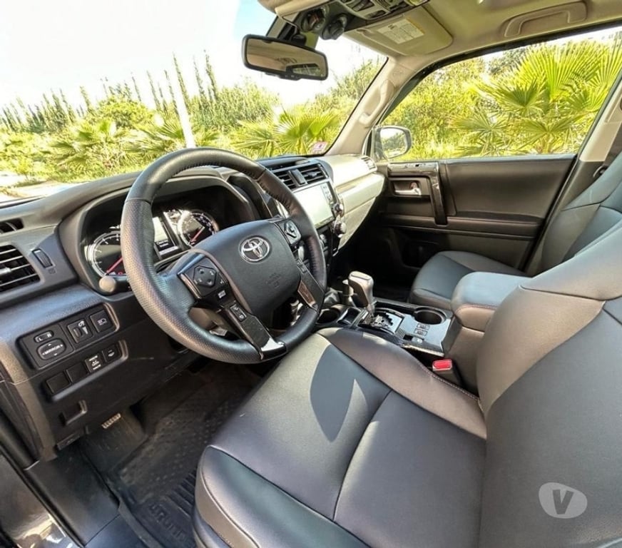 Voiture d'occasion Bouches-du-Rhône Marseille - Photos Vivastreet 🚗 Toyota 4Runner TRD Off-Road 2024 – Déjà en Algérie