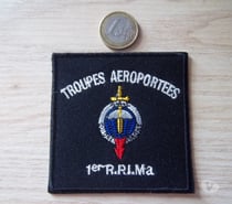écusson militaire parachutiste insigne 1er RPIMA