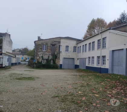 Location parking & garage Miramont de Guyenne Lot-et-Garonne - Photos Vivastreet GARAGE GARDE MEUBLE