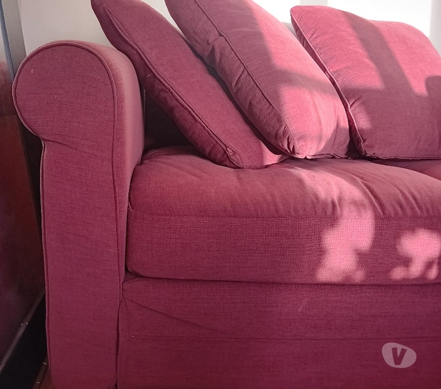 Ameublement & art de la table Val-d'Oise Cormeilles en Parisis - 95240 - Photos Vivastreet Canapé 3 places en très bon état- 300 euros