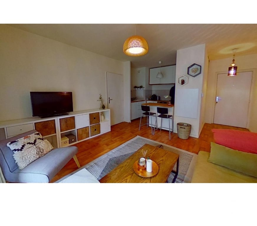 Appartement meublé Seine-Saint-Denis St Denis - 93200 - Photos Vivastreet agréable appartement T2 meublé de 45 m²