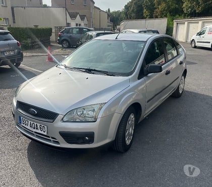 Voitures Courcouronnes Essonne - Photos Vivastreet Ford focus 1l6 Essence Phase 2