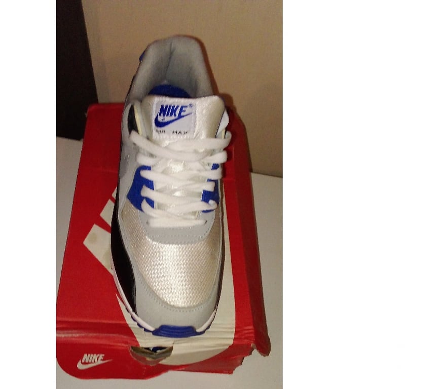 Chaussures Pas-de-Calais Henin Beaumont - 62110 - Photos Vivastreet nike air max neuve