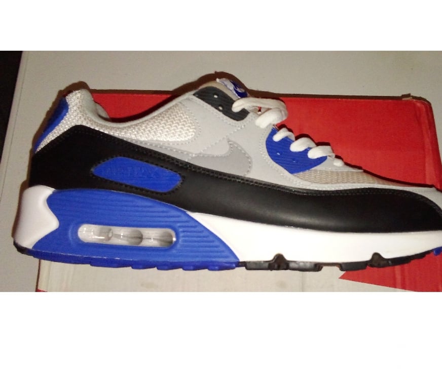 Chaussures Pas-de-Calais Henin Beaumont - 62110 - Photos Vivastreet nike air max neuve