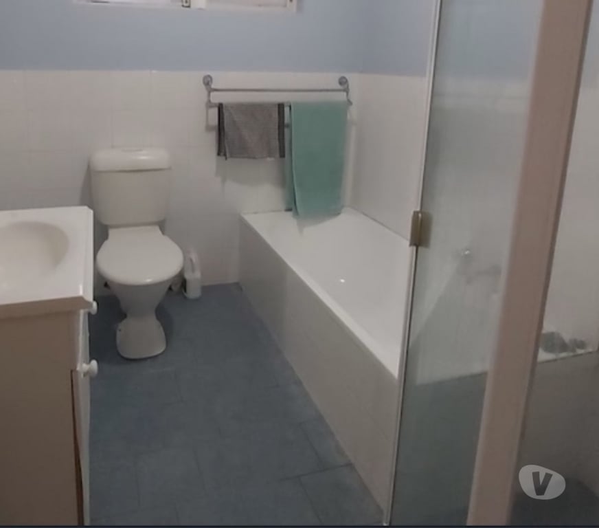 location saisonniere Isère L'Alpe d'Huez - 38750 - Photos Vivastreet LOCATION à alpe d'Huez